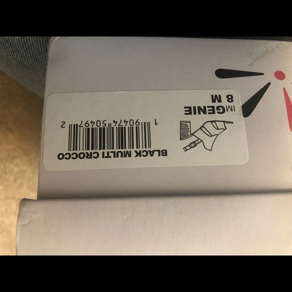 Isaac Mizrahi Sandals - Picture 8 of 8